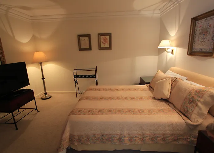 Newton Hotel
